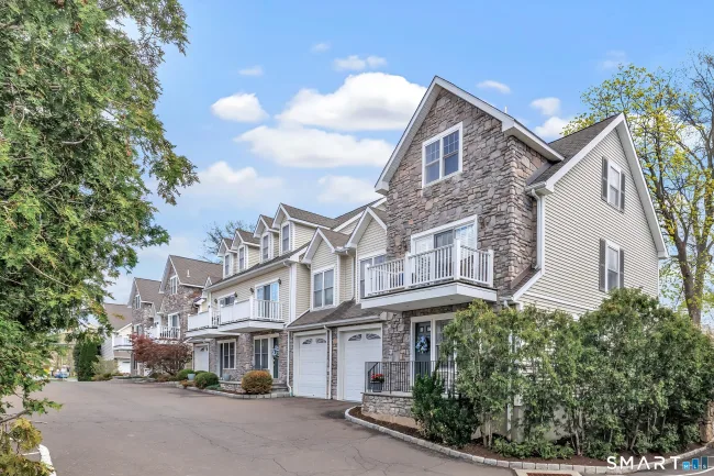 39 Maple Tree Avenue #15, Stamford, CT