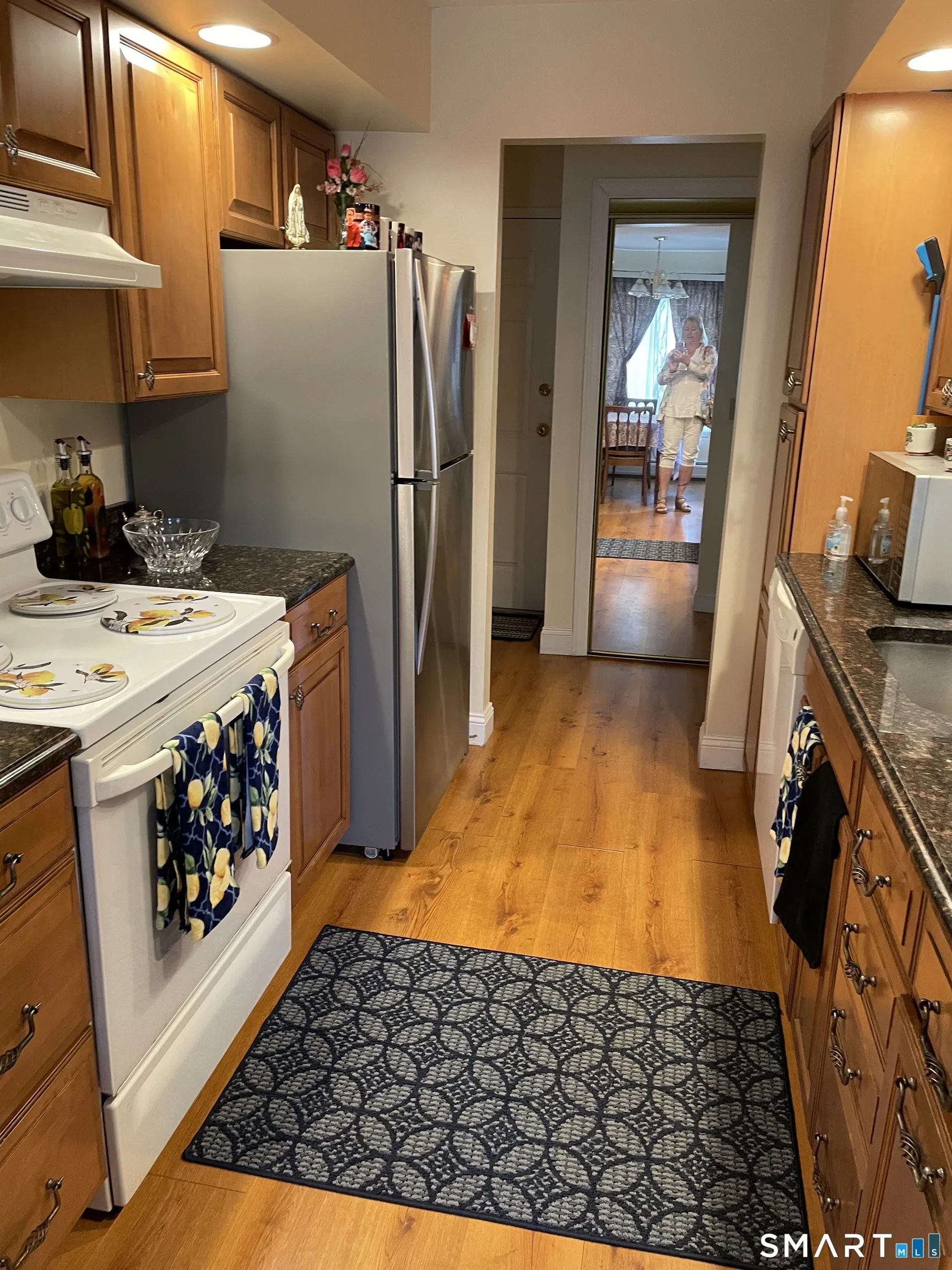 30 Rollingwood Drive #30, Brookfield, CT