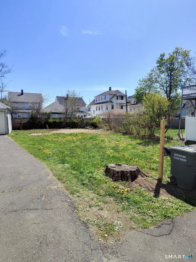 304 pixlee Place, Bridgeport, CT