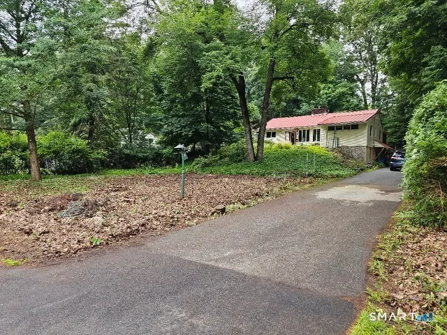 9 Eastwood Road, Mansfield, CT