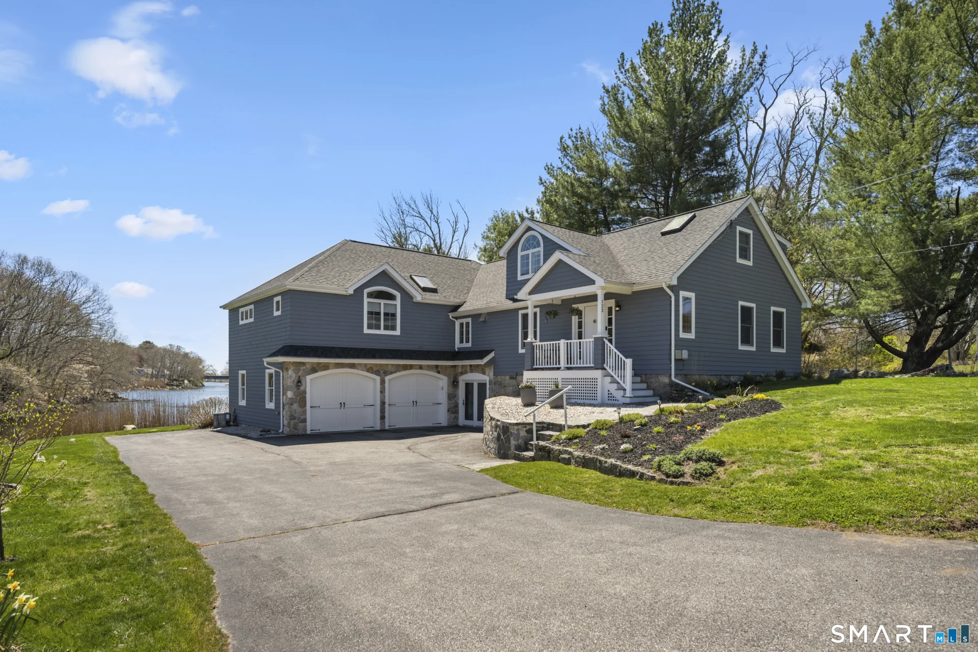 122 Niles Hill Road, Waterford, CT