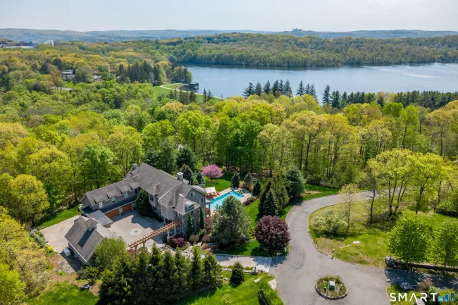 49 Middle River Road