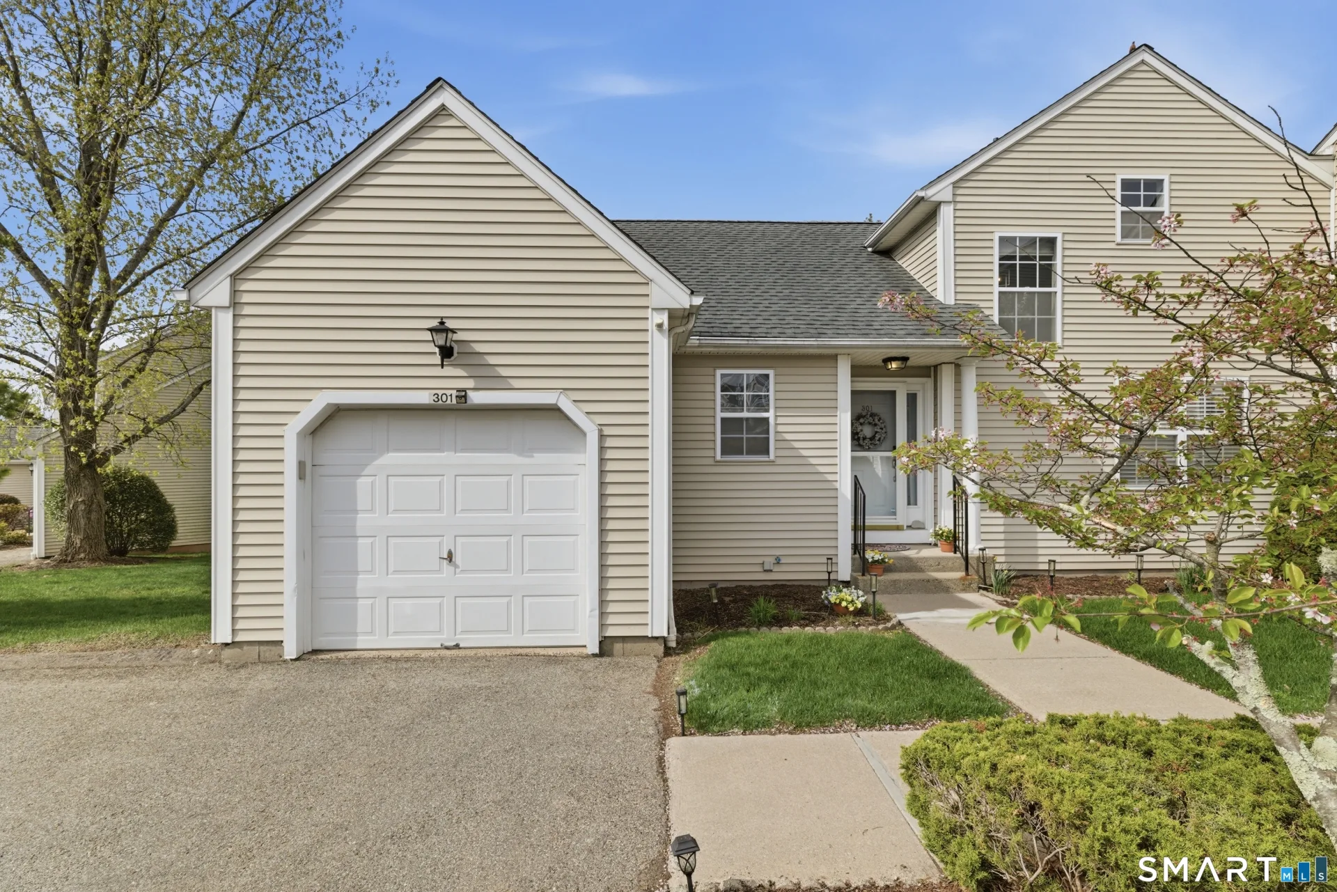 301 Gray Fox Lane, Rocky Hill, CT