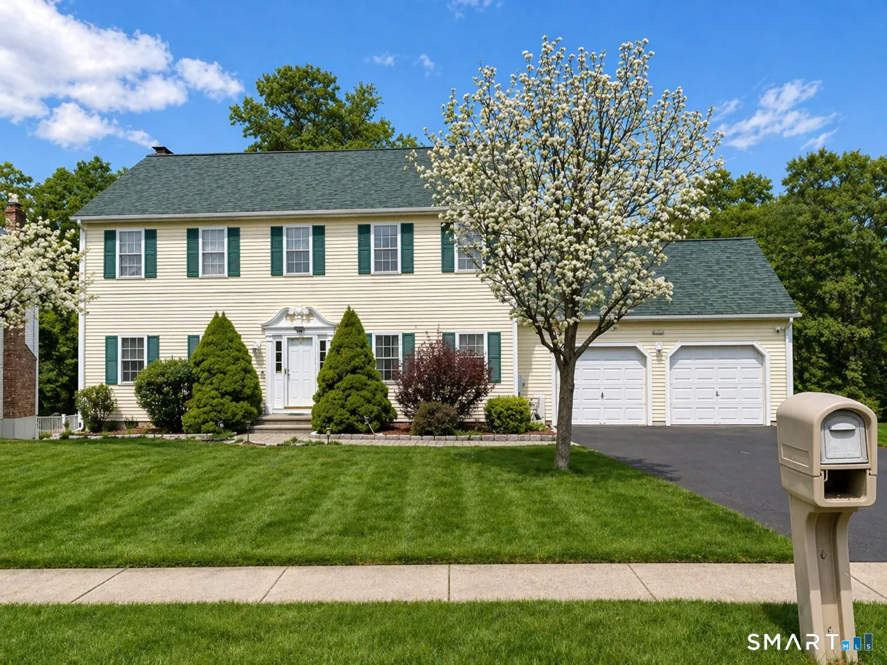 80 Ridgecrest Drive, Cheshire, CT