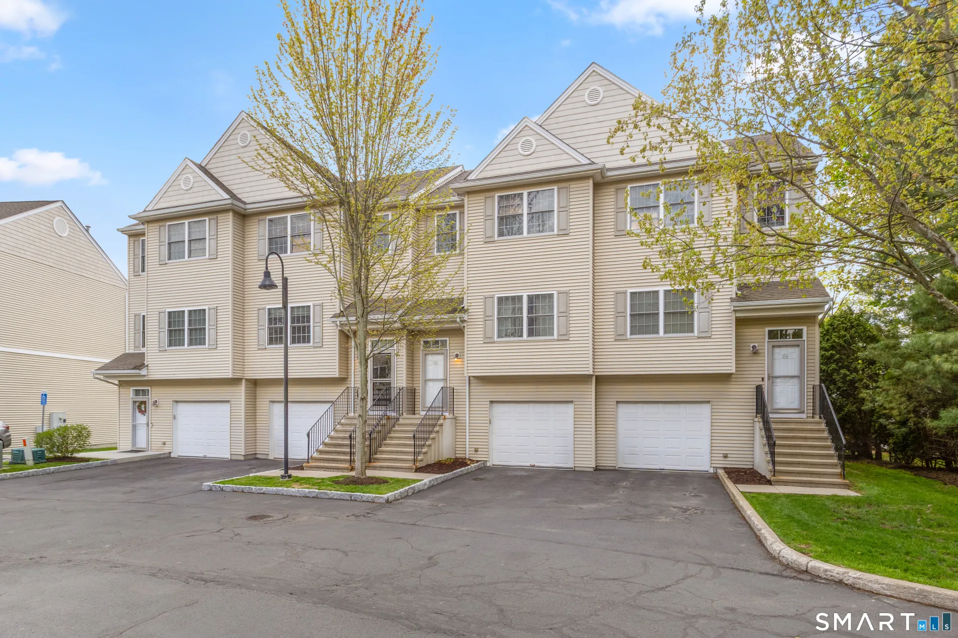 2 Sheridan Street #202, Danbury, CT