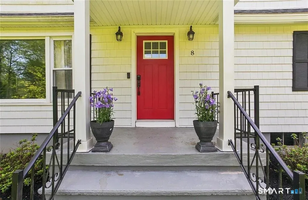 8 Ferndale Drive, Easton, CT