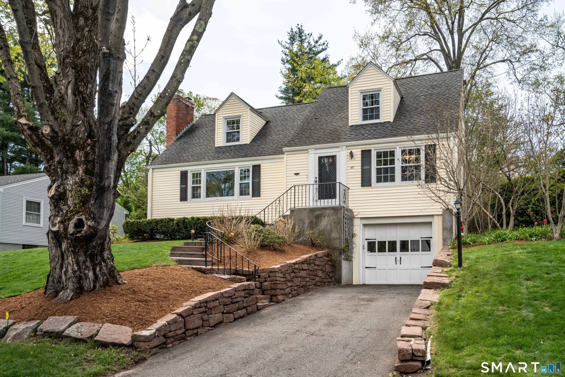 49 Foxridge Road, West Hartford, CT