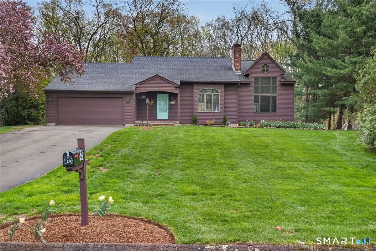 24 Country Way, Wallingford, CT