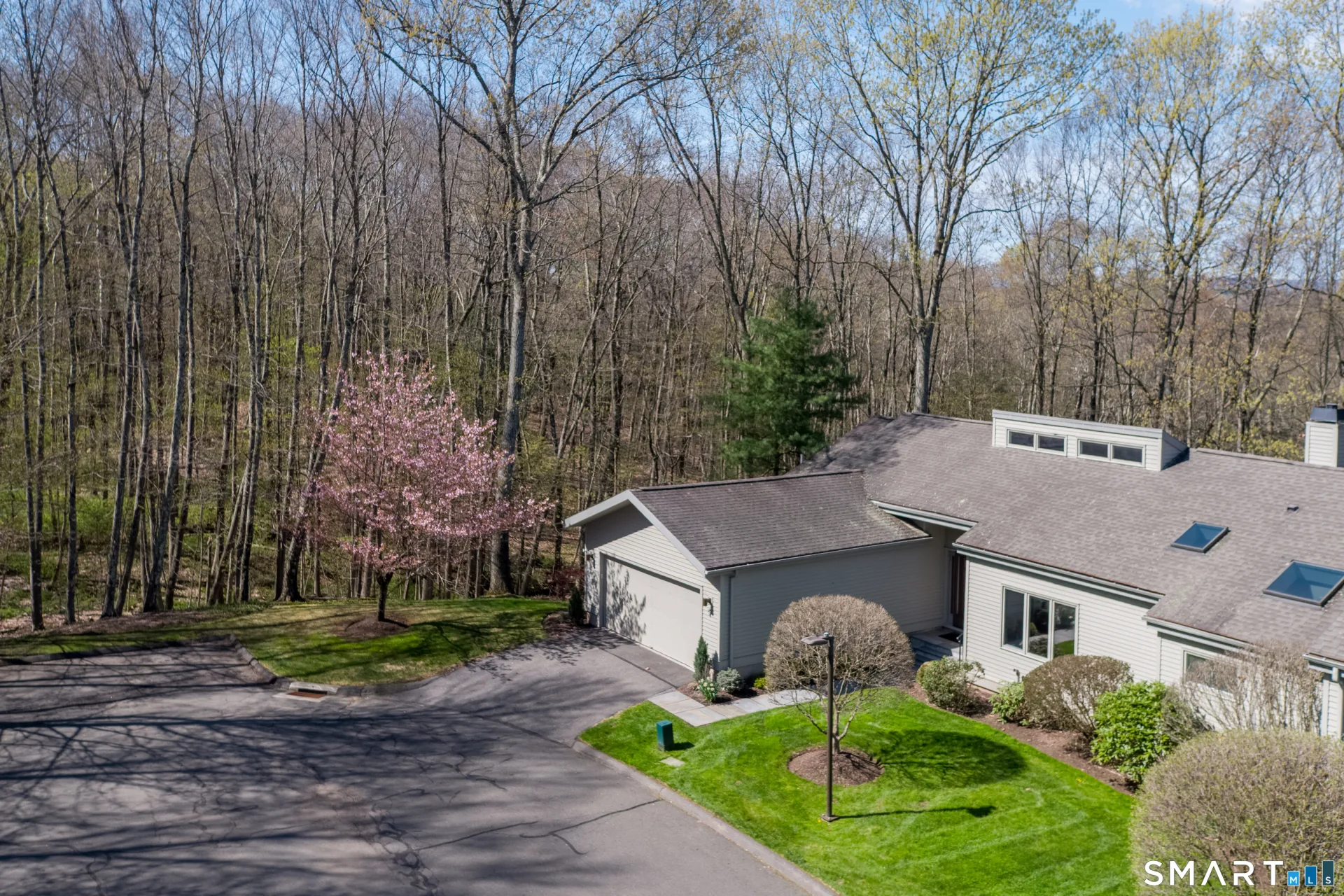 7 Shirecrest, Avon, CT