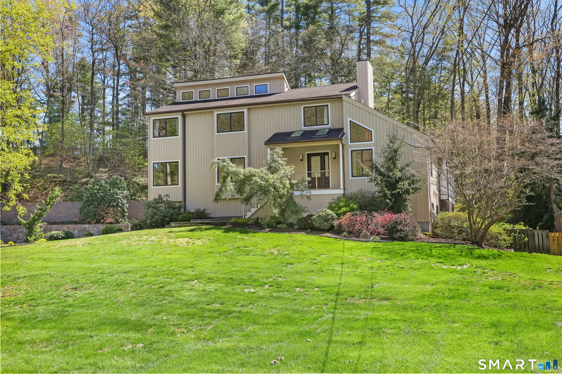 286 Strobel Road, Trumbull, CT