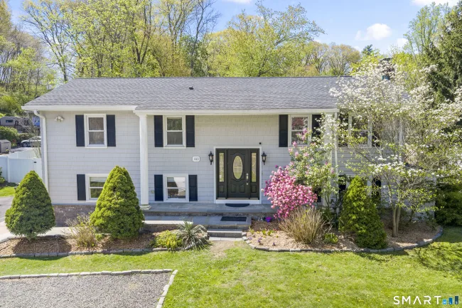 103 Ponus Avenue