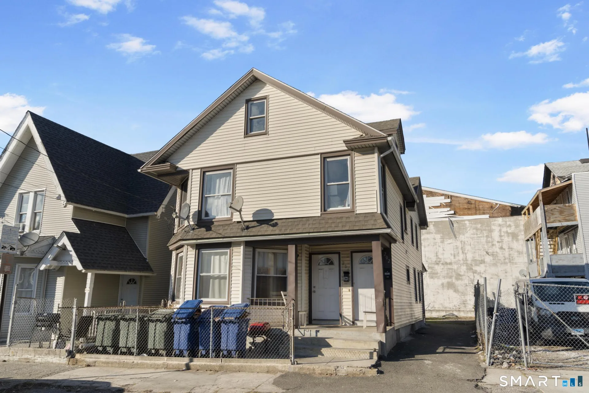 202-204 James Street, Bridgeport, CT