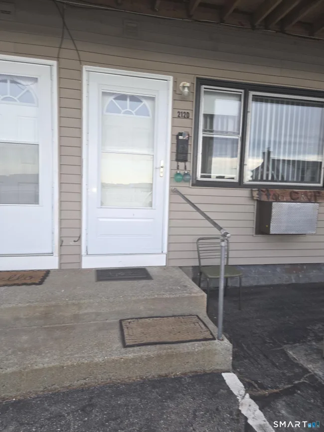 212-D Pequot Avenue #212D