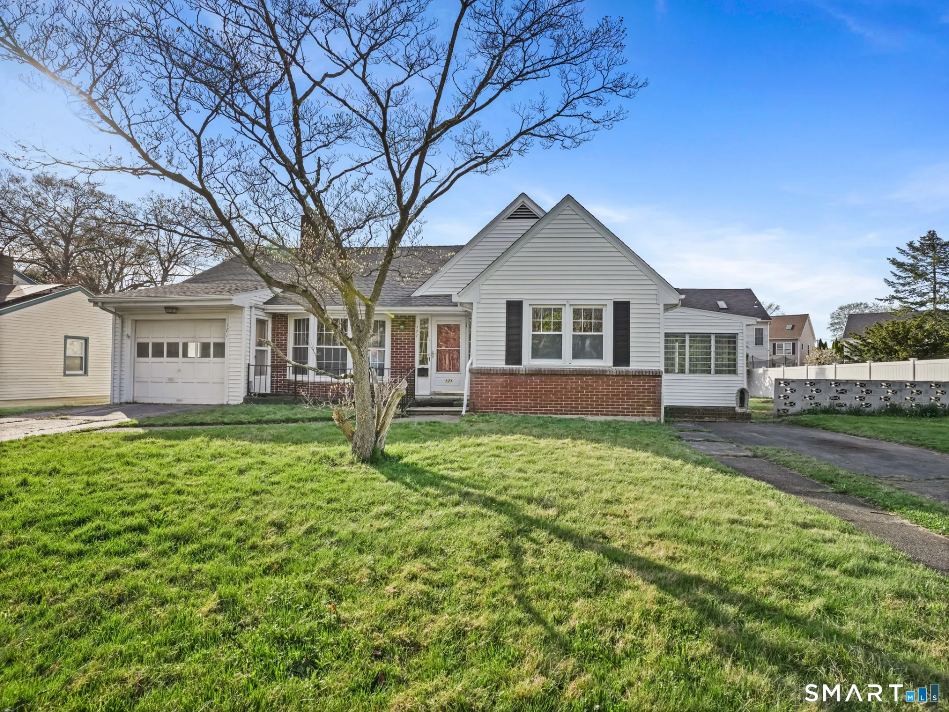 171 Old Point Road, Milford, CT