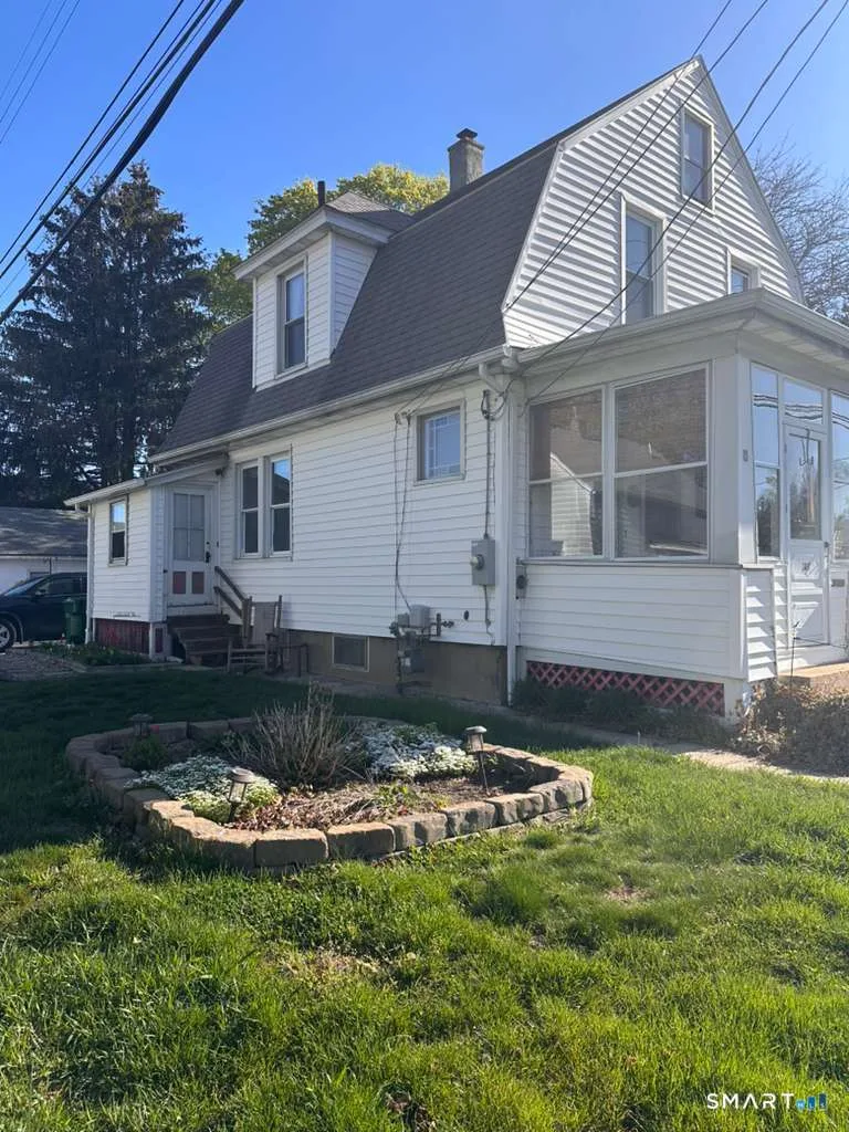 107 Phillips Street, Waterford, CT