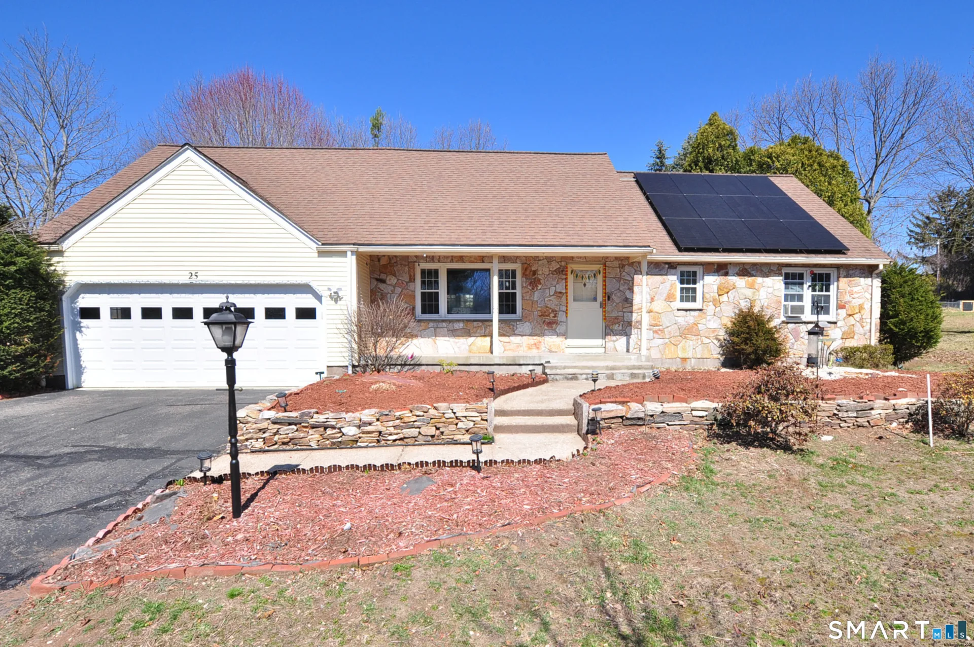 25 Hampshire Drive, Glastonbury, CT