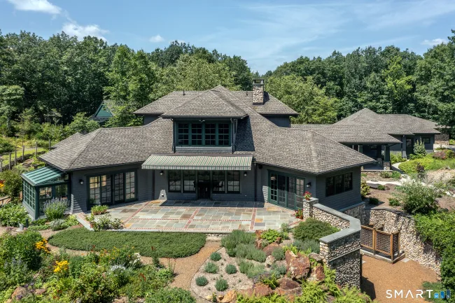 397 White Deer Rock Road, Middlebury, CT