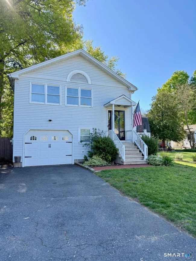 18 Atwood Street, Plainville, CT