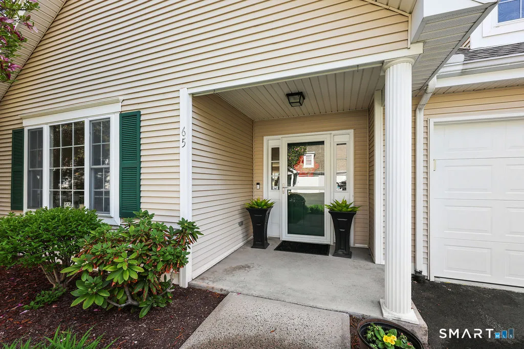 65 Henley Way #65, West Hartford, CT