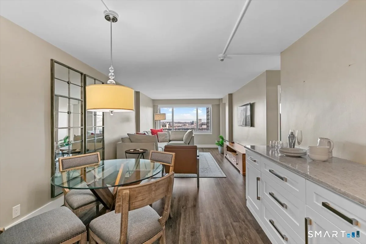100 York Street #16J, New Haven, CT