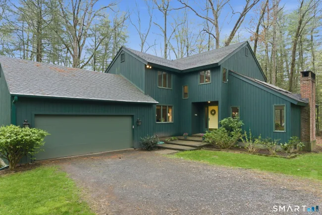 37 Tall Wood Hollow