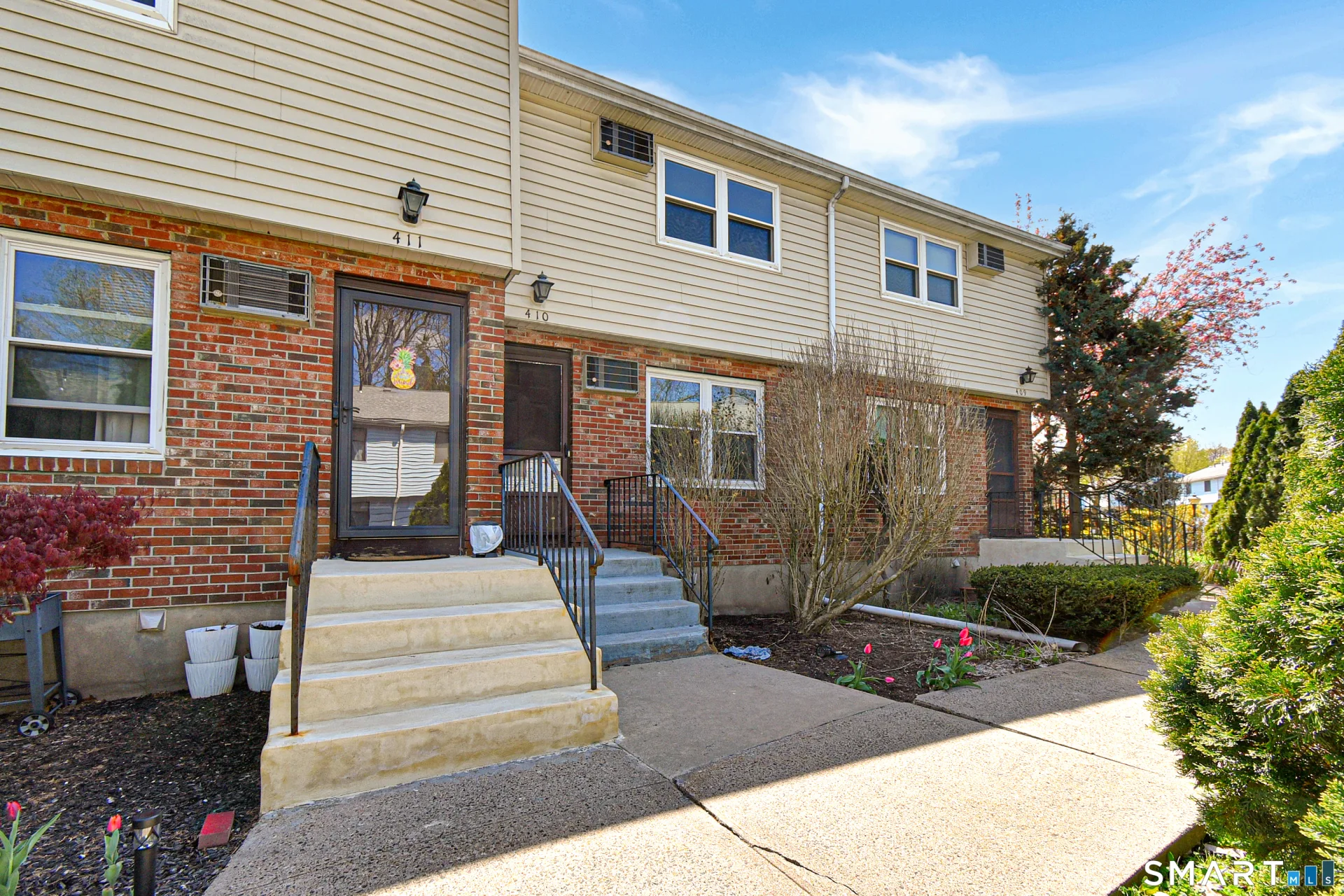 410 Blackstone Village #410, Meriden, CT