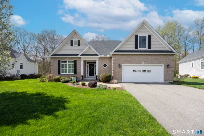 305 Richmond Glen Drive, Cheshire, CT