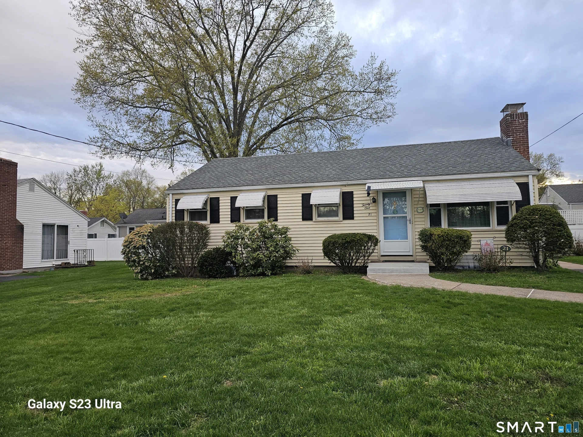 21 Brookside Circle, Wethersfield, CT