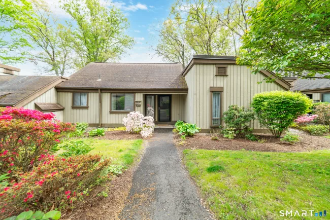 122 Heritage Village #B, Southbury, CT