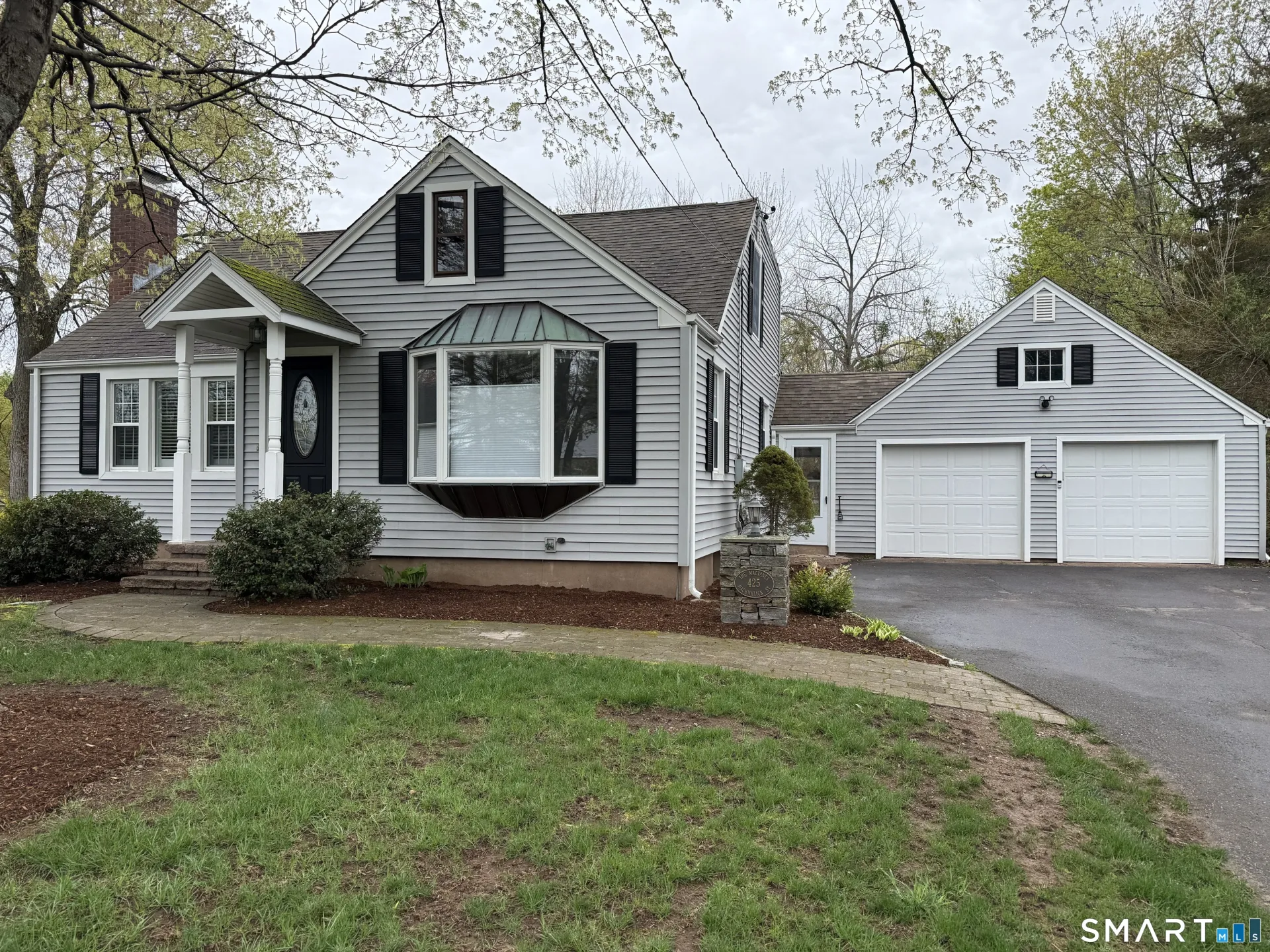 425 Hackmatack Street, Manchester, CT