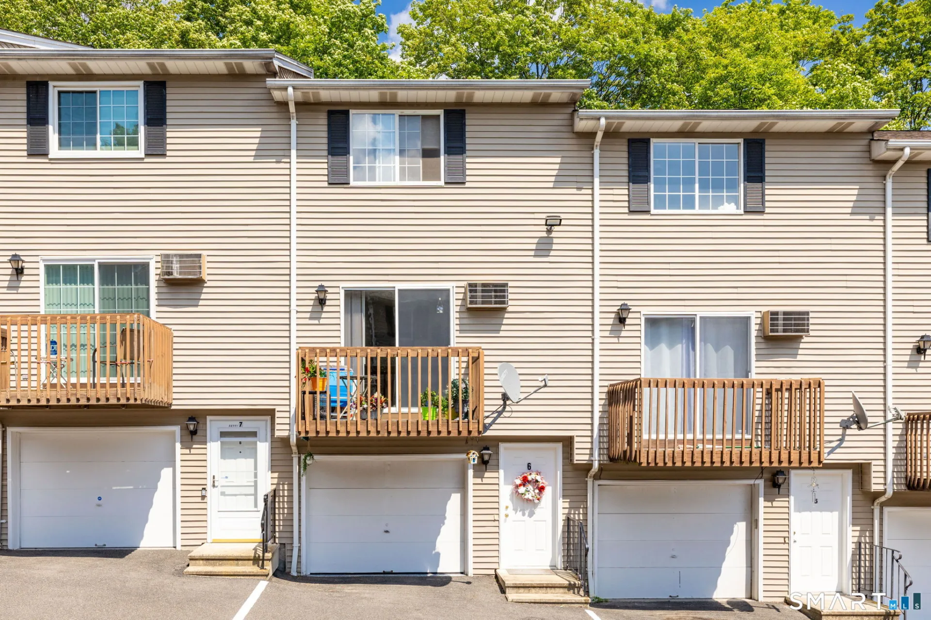 3211 East Main Street #6, Waterbury, CT