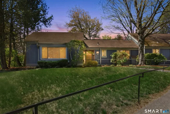 486 Heritage Village #A
