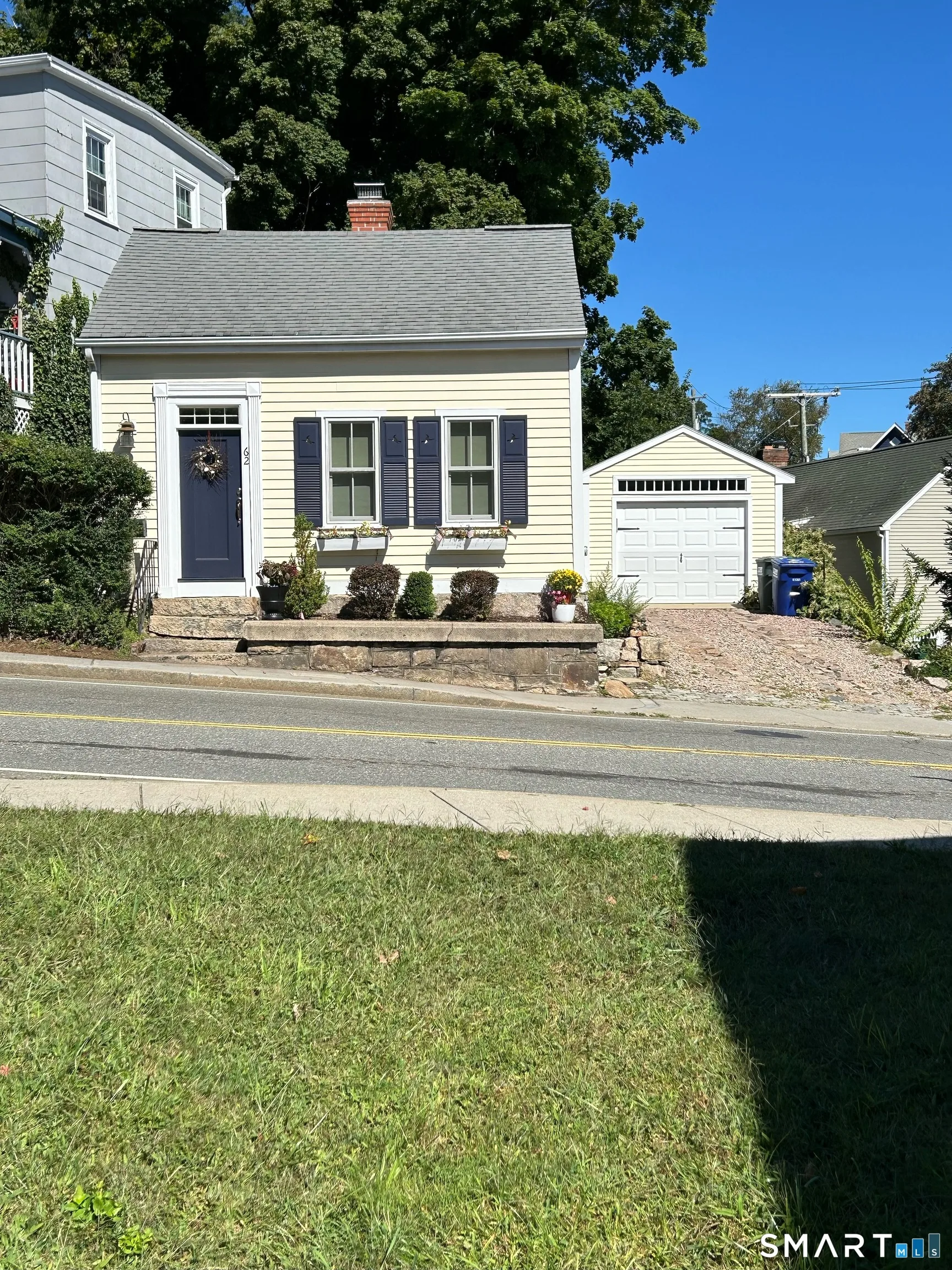 62 West Main Street, Groton, CT