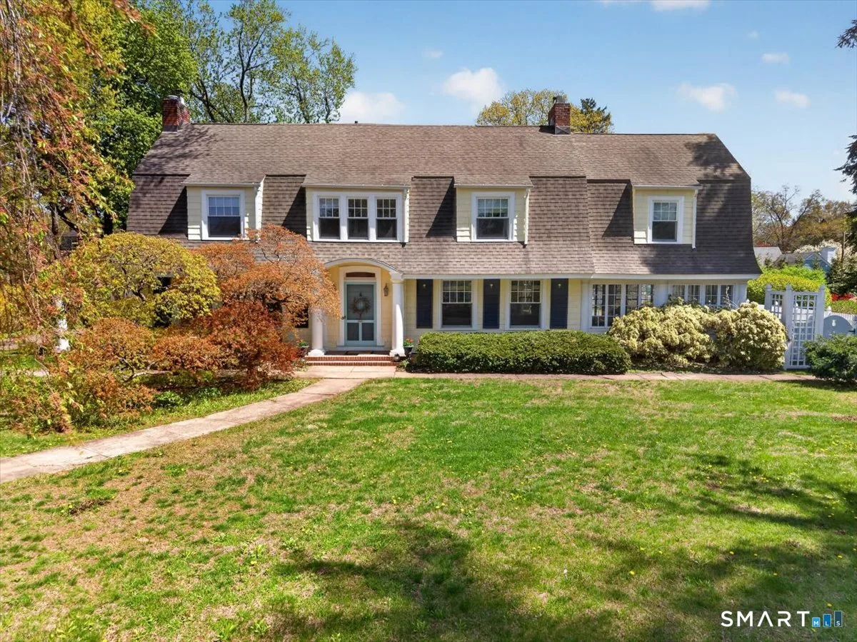 1795 Whitney Avenue, Hamden, CT