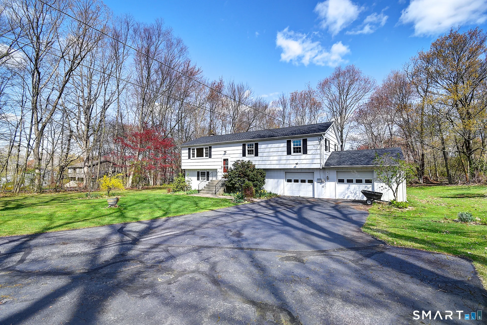 100 New Road, Tolland, CT