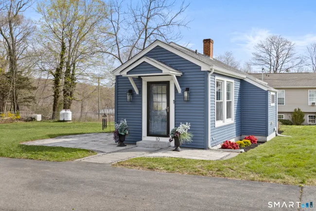 10 Pattagansett Court