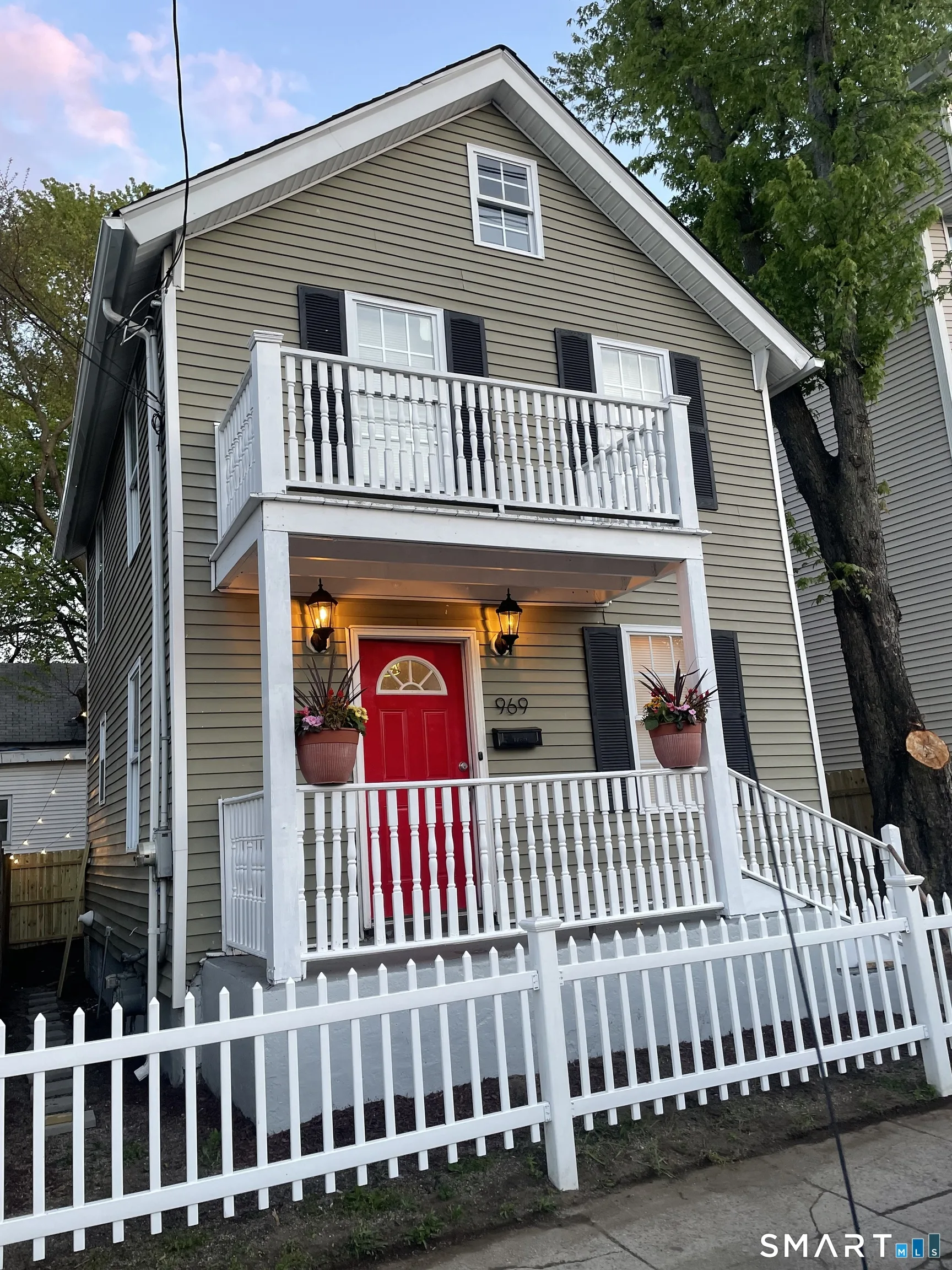 969 Maplewood Avenue, Bridgeport, CT