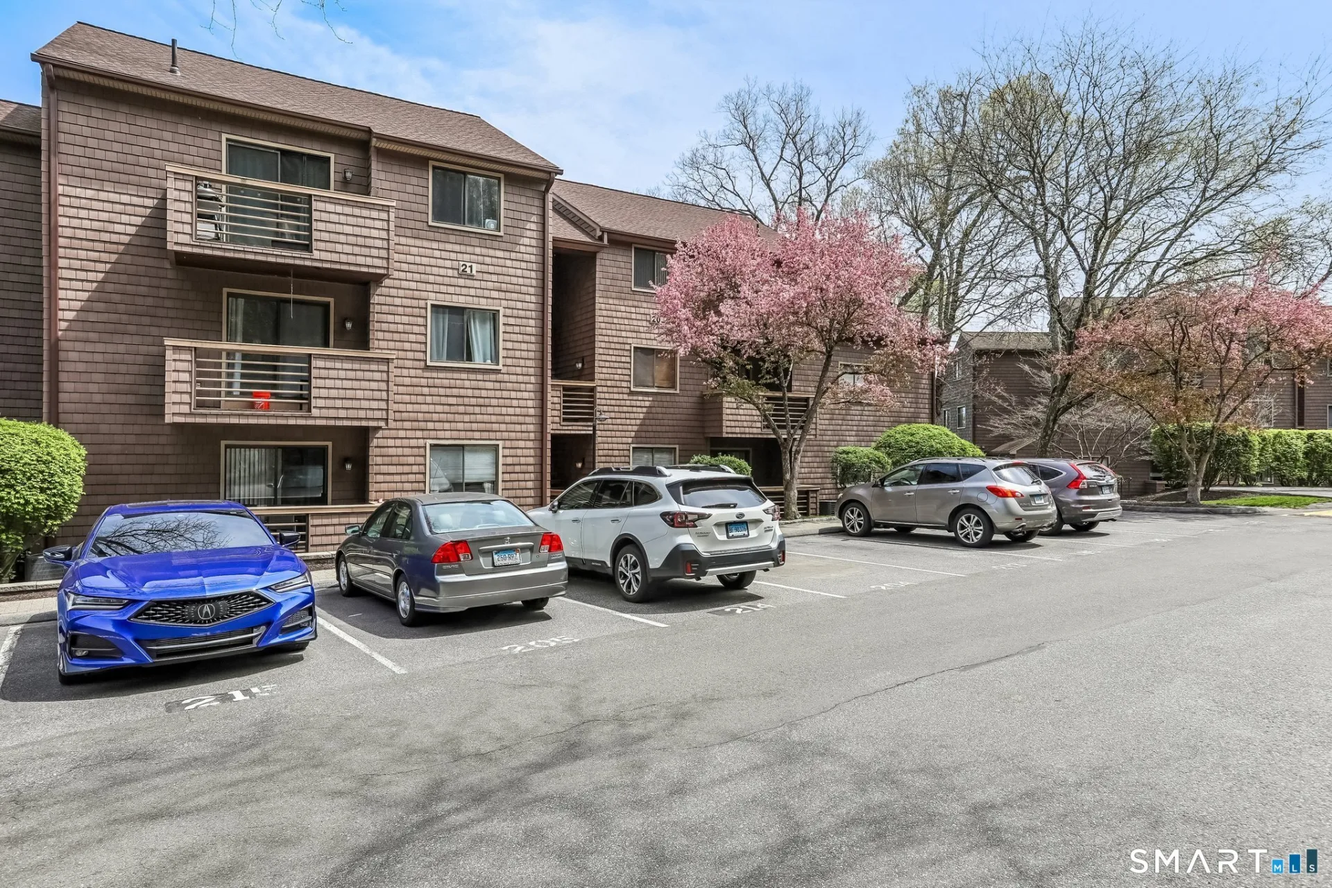 166 Old Brookfield Road #20A5, Danbury, CT