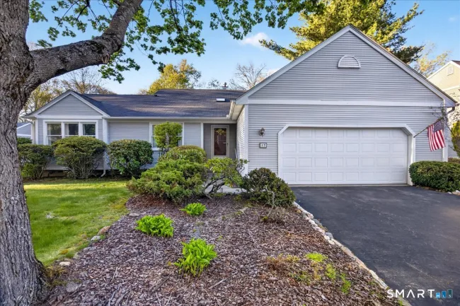 17 Canterbury Road #17