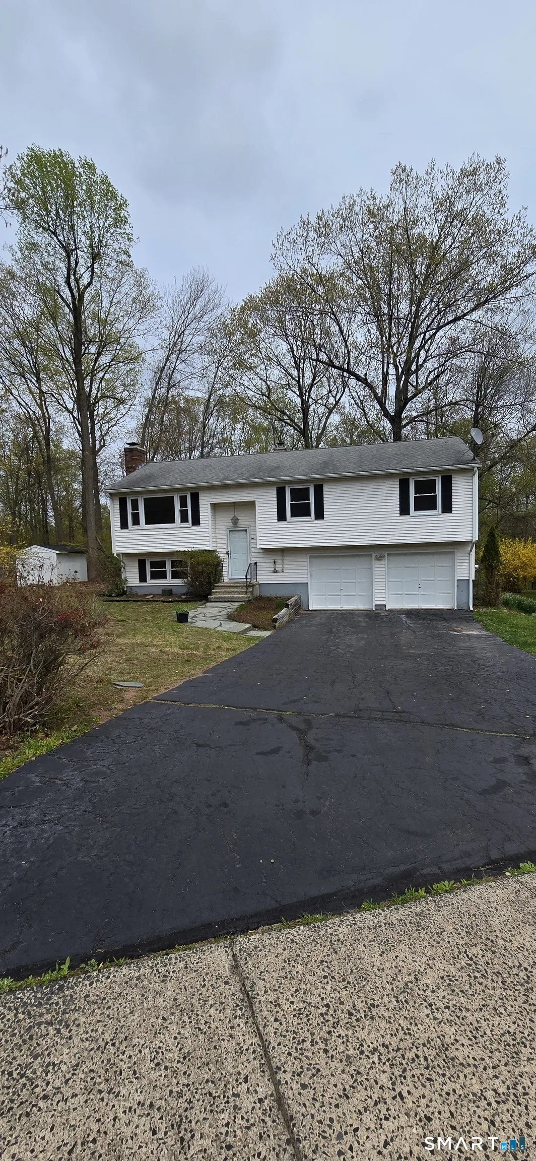 229 Russo Drive, Hamden, CT