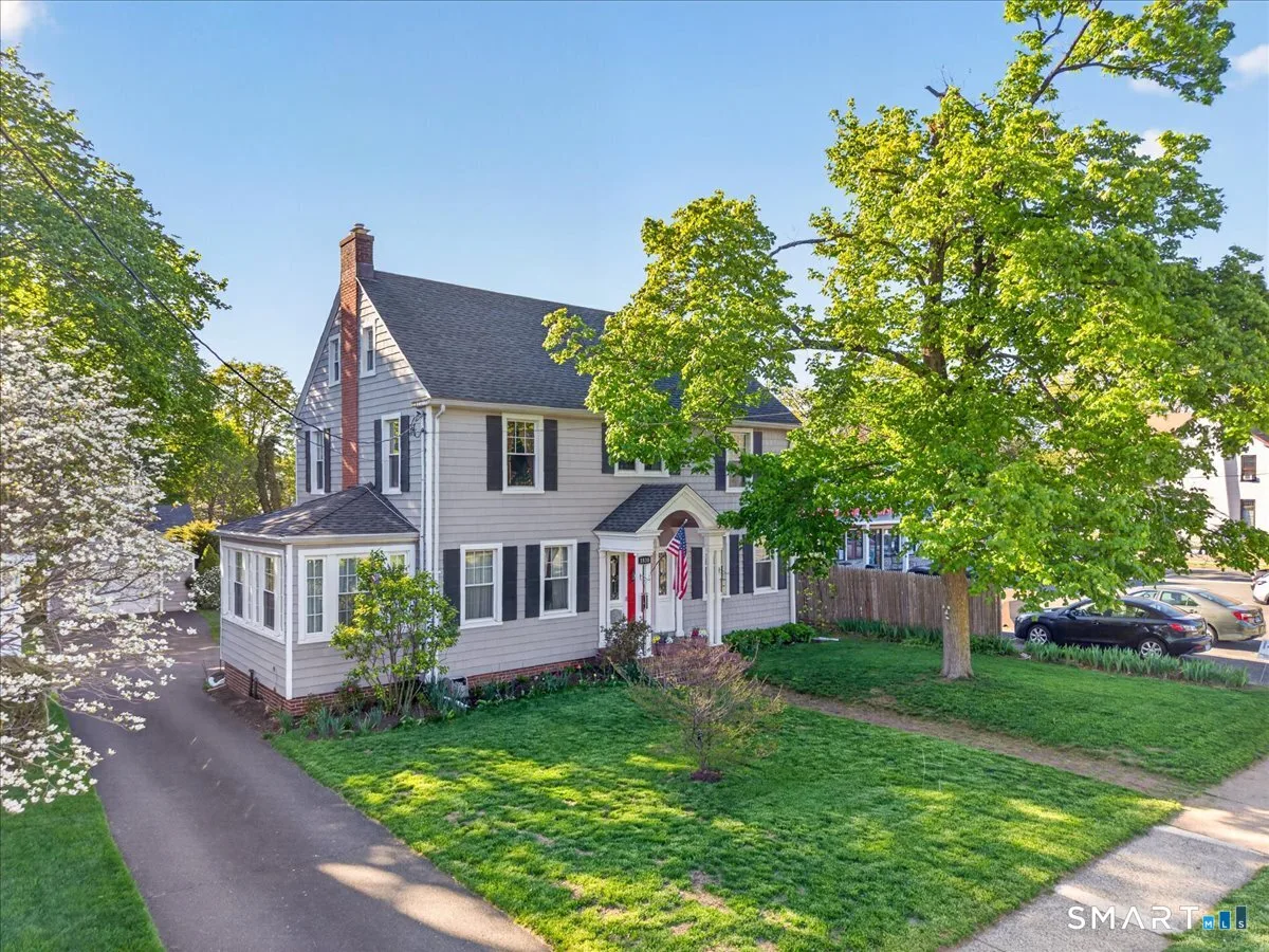 1830 Whitney Avenue, Hamden, CT