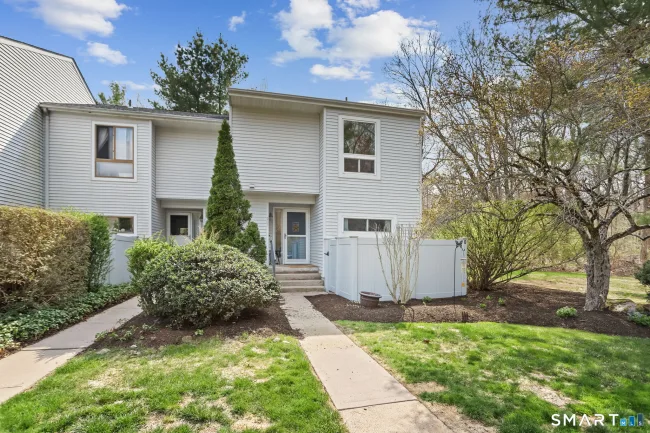 562 Oak Avenue #562