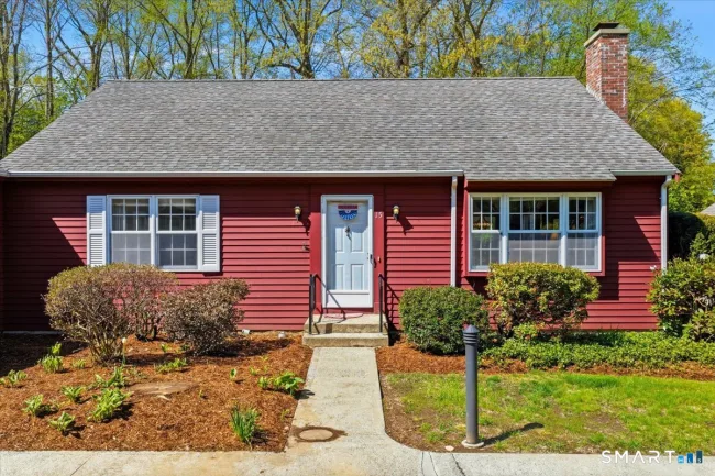 15 Hampshire Road #15