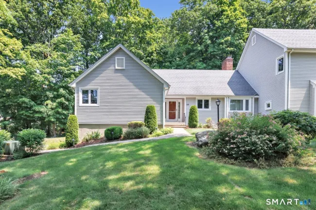 115 Aspetuck Trail #115