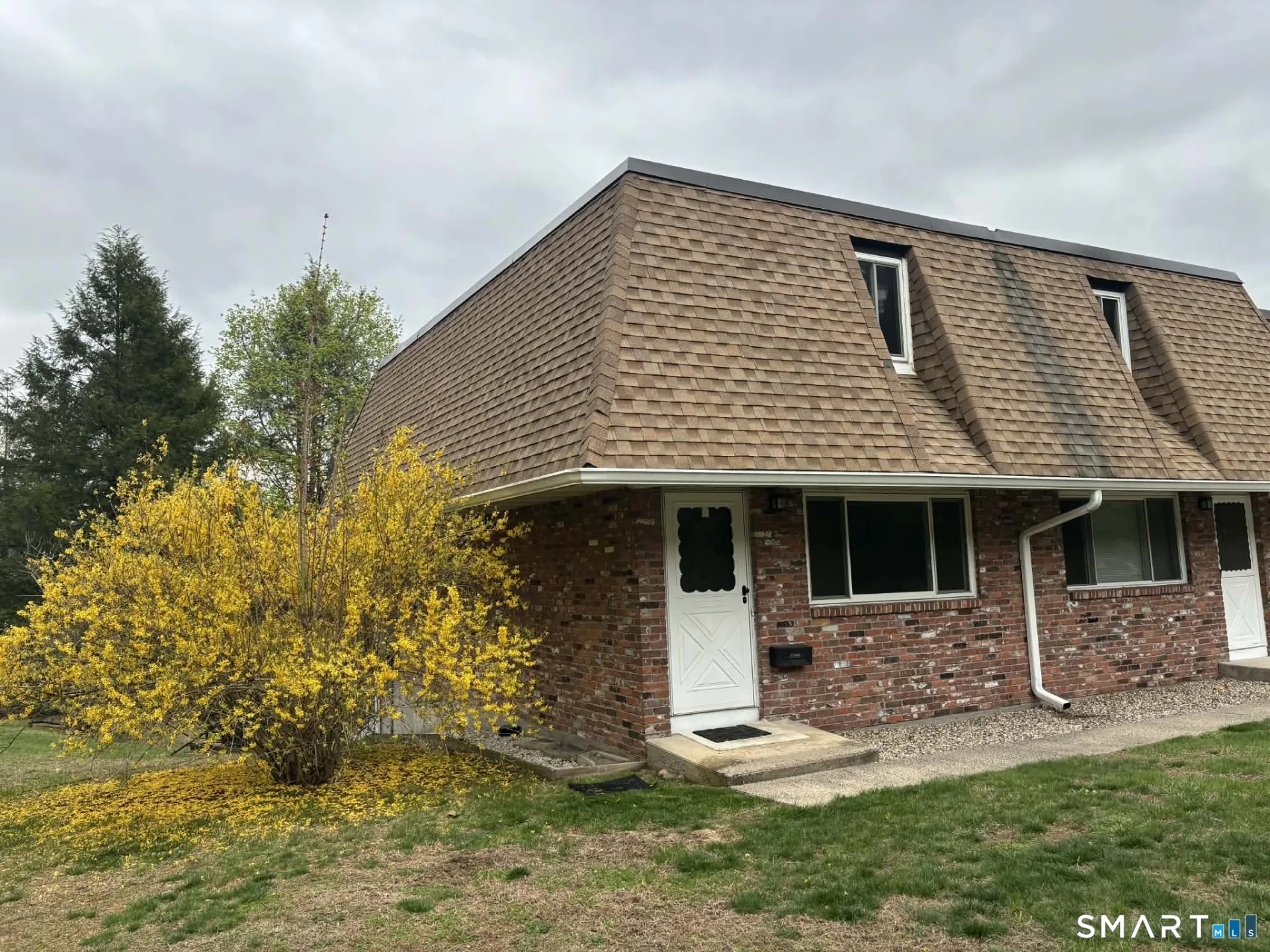 220 Monce Road #17, Burlington, CT