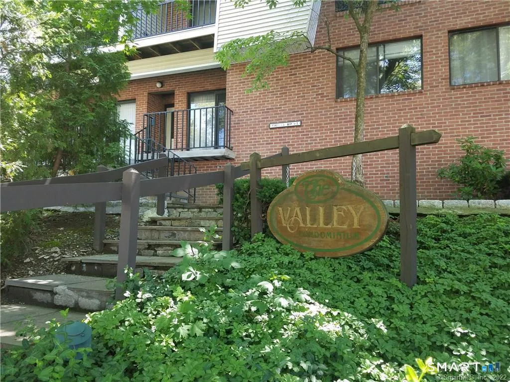 1 Valley Road #207, Stamford, CT