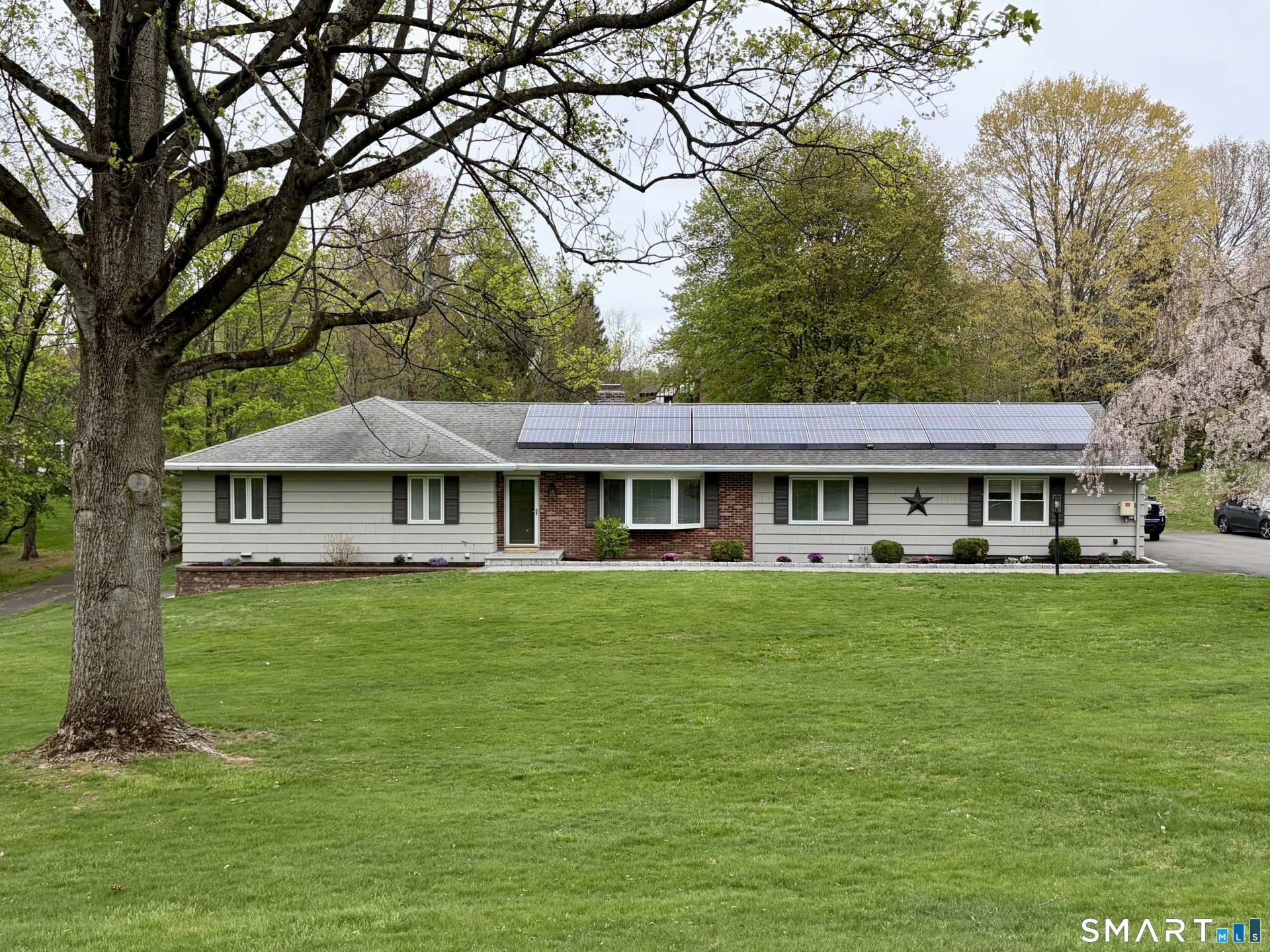 4401 Ridge Road, North Haven, CT