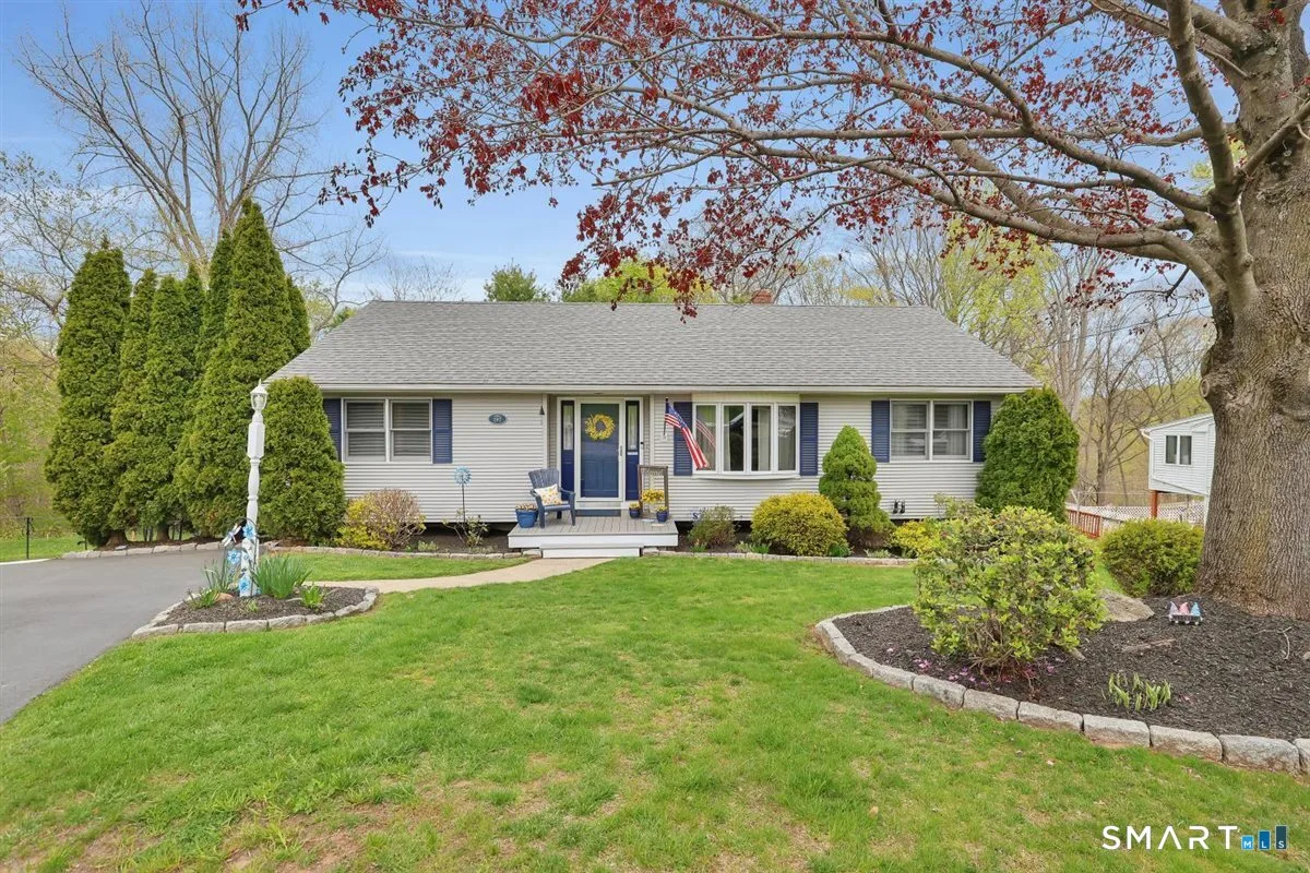 197 Dana Lane, Meriden, CT