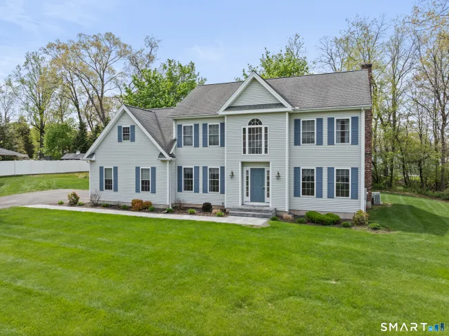 8 Brockett Road