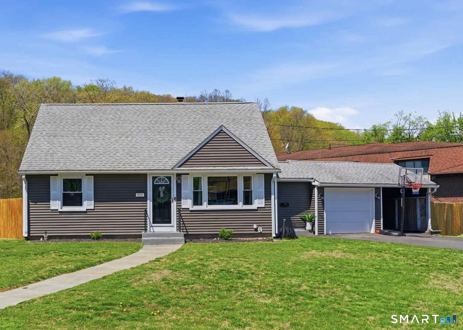331 King Street, Bristol, CT